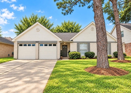 7007 Glen Rosa Drive - Photo 1