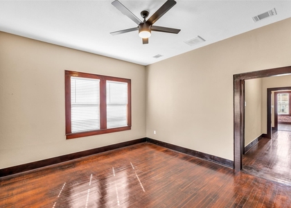 3010 Avenue Q - Photo 1