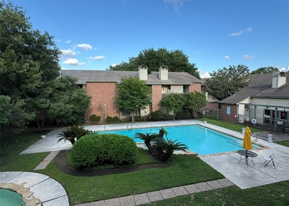 6500 Harbor Town - Photo 1