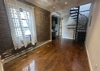 W 103rd St and Manhattan Ave - Photo 1