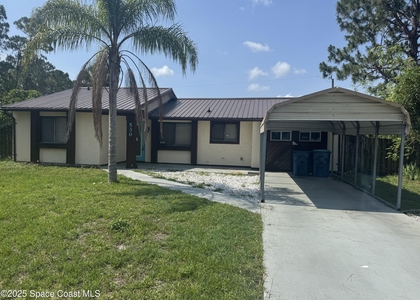 530 Escarole Street Se - Photo 1