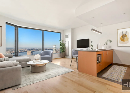 Spruce Street - Photo 1