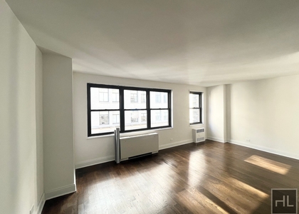 5 Avenue - Photo 1