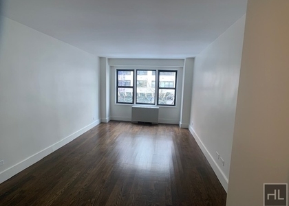 East 63 Street - Photo 1