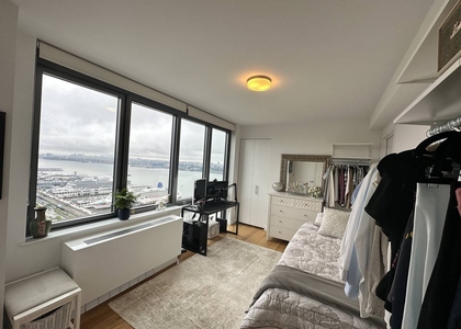 West 57th Street - Photo 1