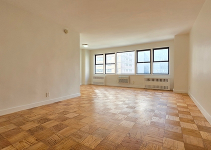 East 36 Street - Photo 1