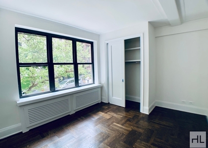 East 38 Street - Photo 1