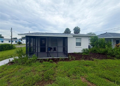 1502 W Grace Street - Photo 1