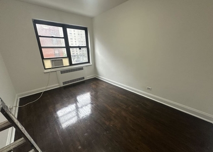 E 55th St and 3rd Ave - Photo 1