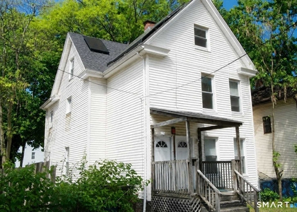 27 Lilac Street - Photo 1