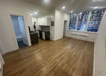 E 92nd St and 1st Ave - Photo 1