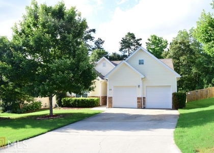 35 Bedford Park Drive - Photo 1