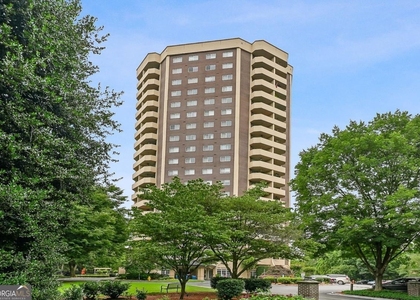 1501 Clairmont Road - Photo 1