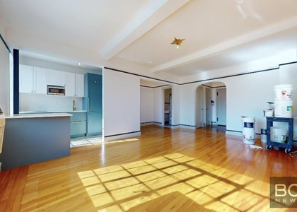 1 Christopher Street - Photo 1