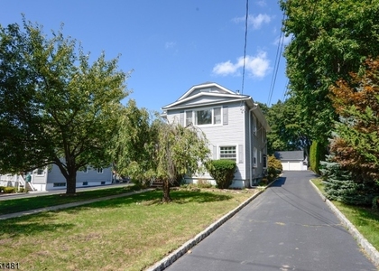 45 Hill St - Photo 1