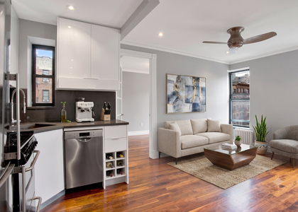 1590 Lexington Avenue #18 - Photo 1