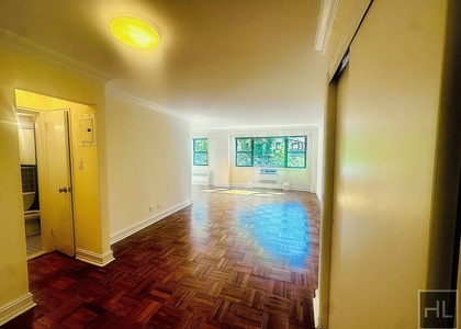East 79 Street - Photo 1