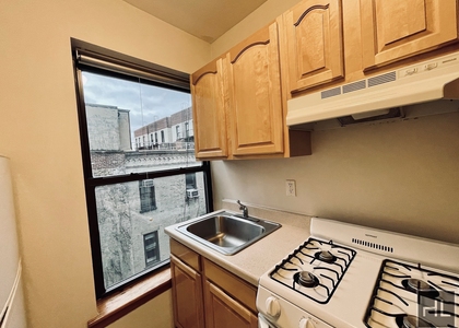 East 14th Street - Photo 1