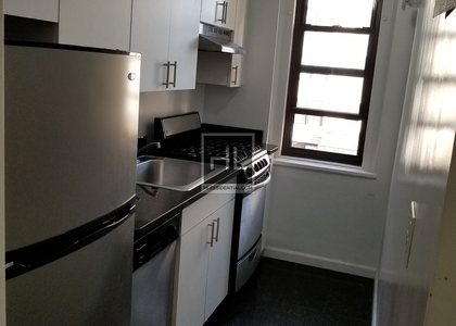 East 38 Street - Photo 1