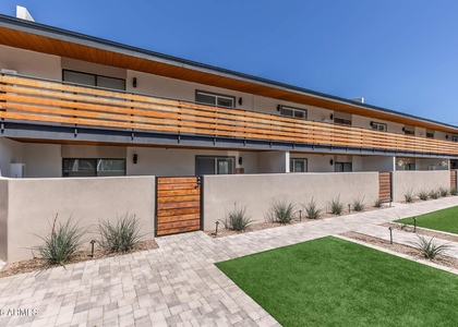 1840 W Thomas Road - Photo 1