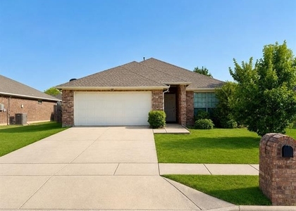 412 Windridge Drive - Photo 1