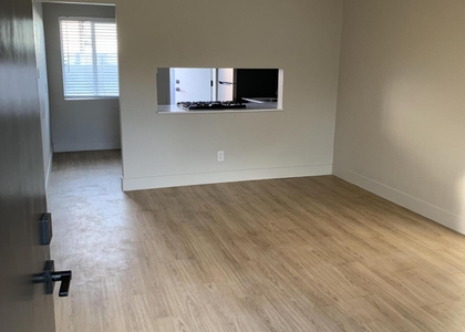 2309 N Dayton Street - Photo 1