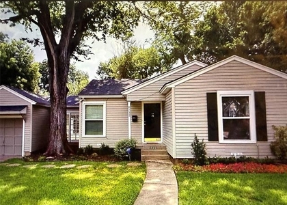 8732 Glencrest Lane - Photo 1