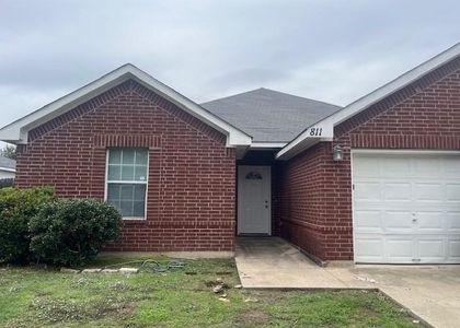 811 Edd Road - Photo 1