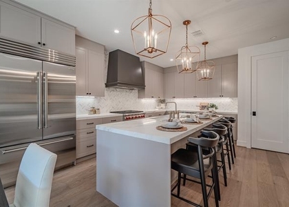 4128 University Boulevard - Photo 1