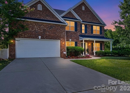 2258 Isaac Street - Photo 1