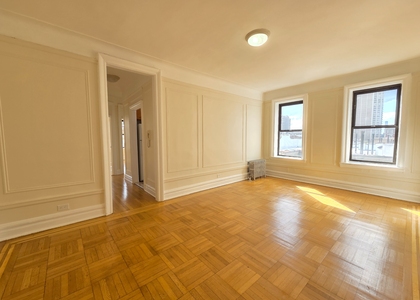 West 170th Street - Photo 1