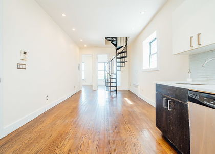 12 Underhill Ave - Photo 1