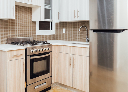 209 Malcolm X Blvd - Photo 1
