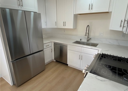 7791 Slater - Photo 1