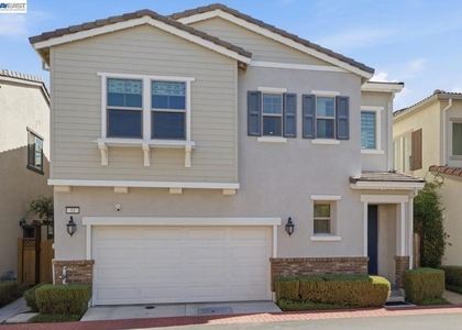 33 W Roccolino Ln - Photo 1