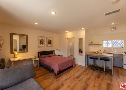 12835 Delano Street - Photo 1