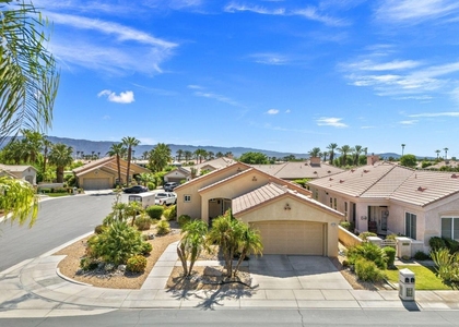 44718 Alexandria Vale - Photo 1