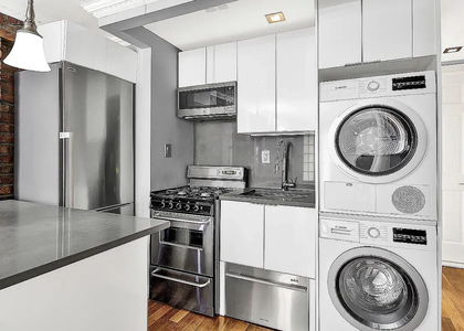 115 Mulberry Street - Photo 1