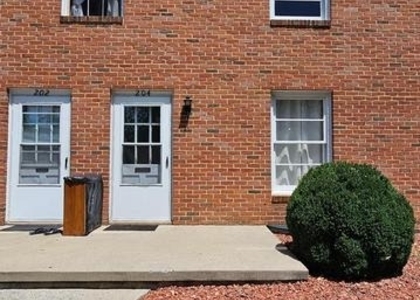 204 E Whitlock Avenue - Photo 1