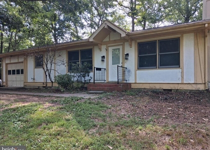 12609 Wesley Drive - Photo 1
