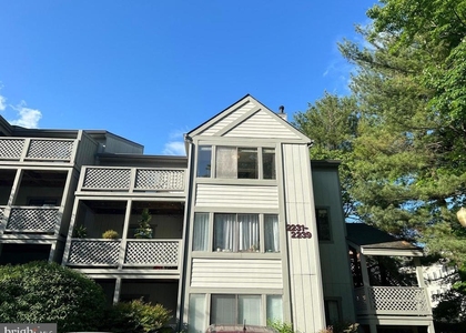 2239 Hunters Run Drive - Photo 1