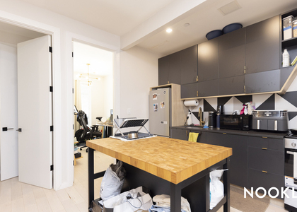 978 Kent Ave - Photo 1
