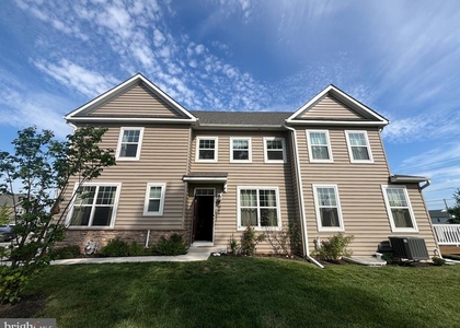 32 Aubrey Circle - Photo 1