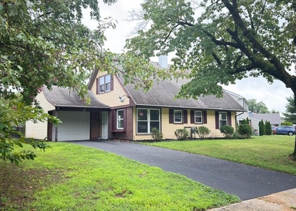 54 Plumtree Lane - Photo 1