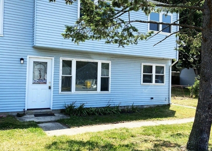 7707 Queens Road - Photo 1