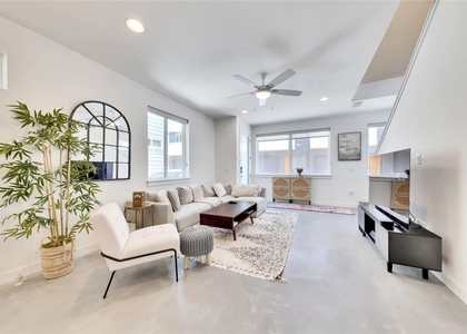 814 N Bluff Dr - Photo 1