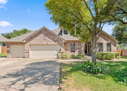 2909 Arbor Ct - Photo 1