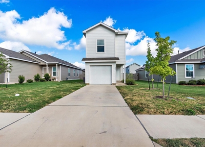 231 Gabbro Gdns - Photo 1