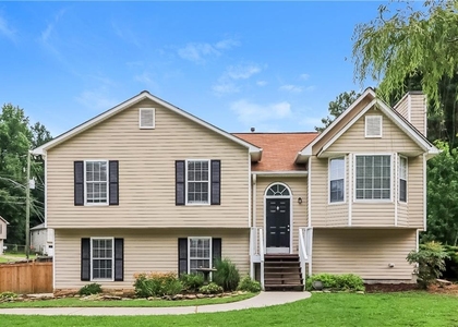 100 Ivy Glen Court - Photo 1