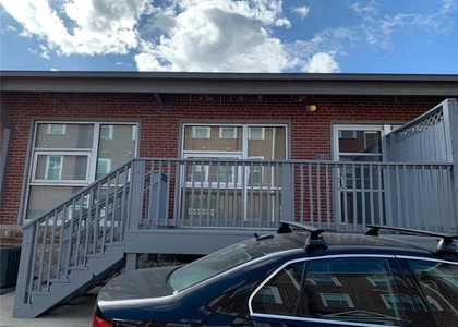 806 Marcus Street Se - Photo 1